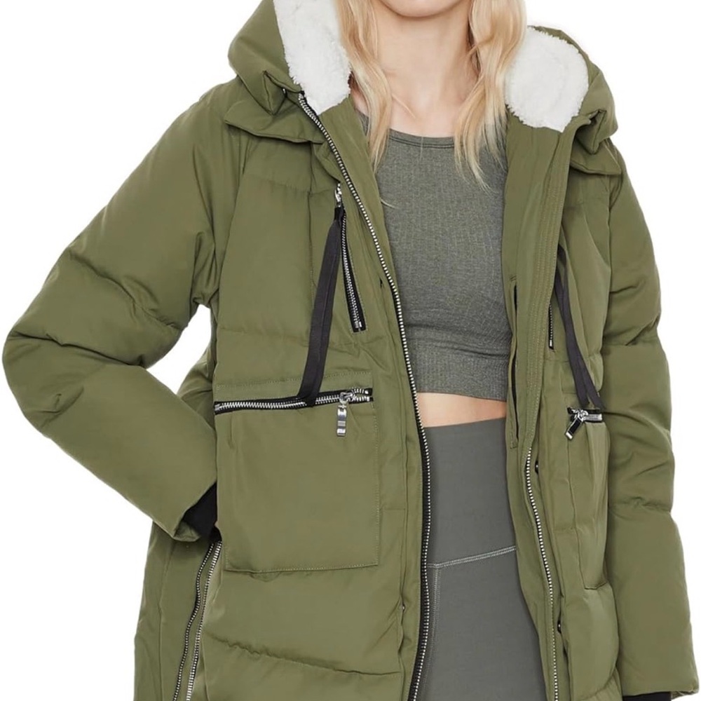 Orolay Women's Olive Green Puffer Jacket with Hood